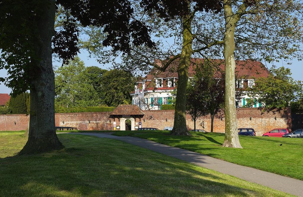 Chateau De Montreuil Montreuil  Екстер'єр фото