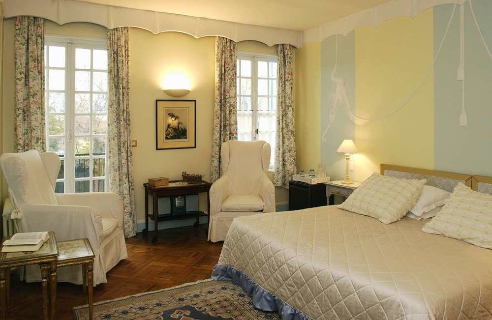 Chateau De Montreuil Montreuil  Екстер'єр фото